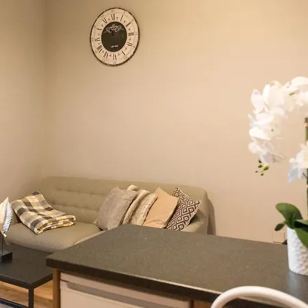 City Centre Self Catering Apartment *